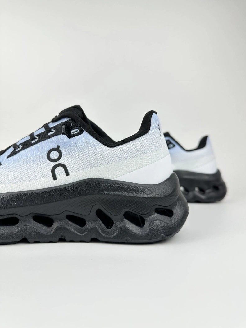 Resilient Othxr Sneakers 211461