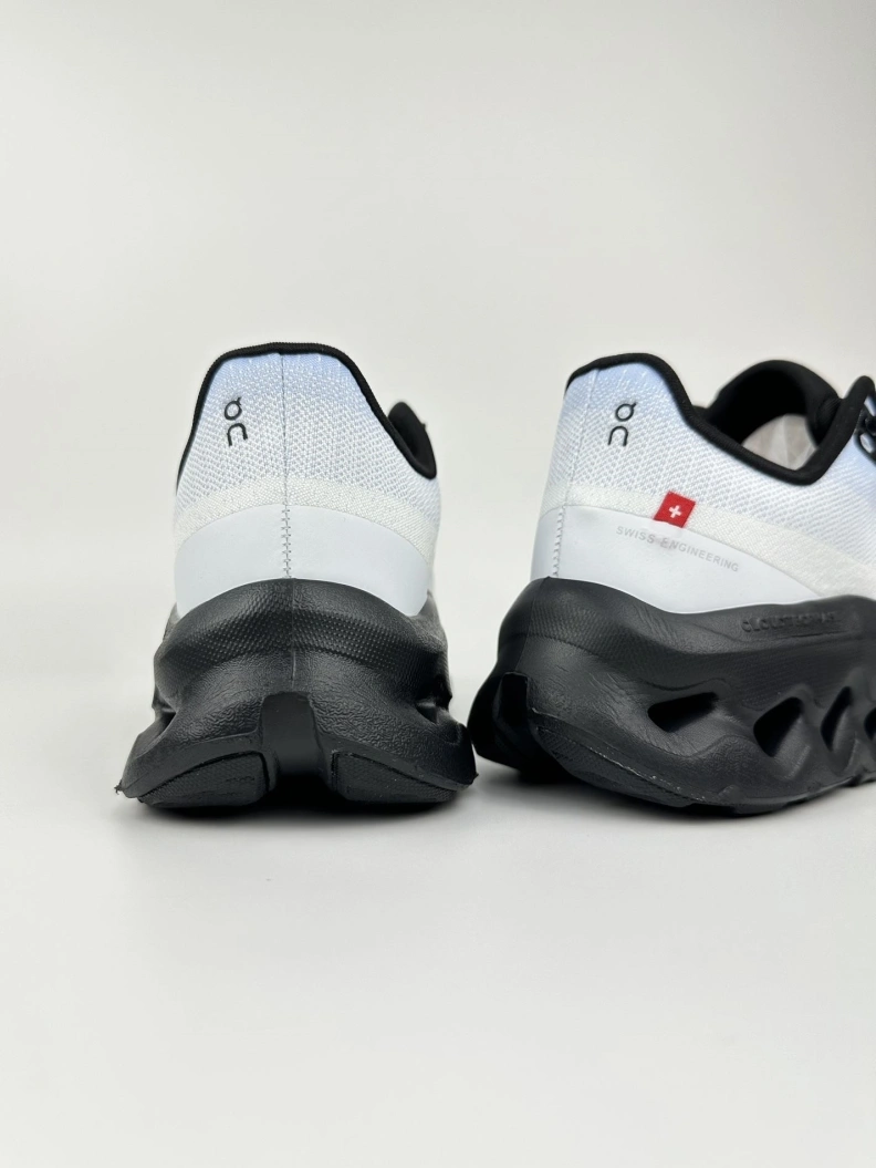 Resilient Othxr Sneakers 211461