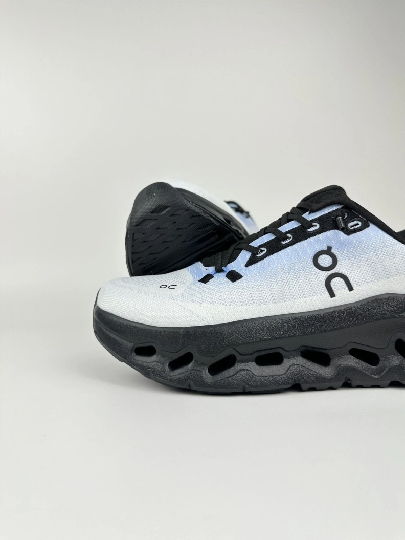 Resilient Othxr Sneakers 211461