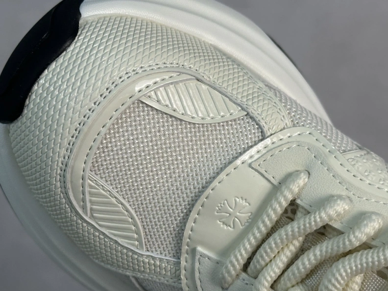 Versatile Othxr Sneakers 211471