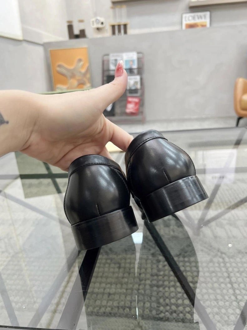 Minimalist Gxccx Leather Shoes 156693