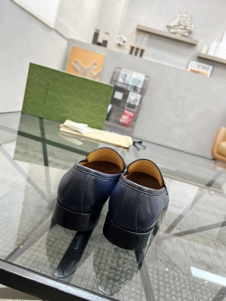 Vibrant Gxccx Leather Shoes 156710