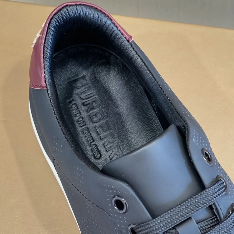 Compact Bxrbxrry Sneakers 114737
