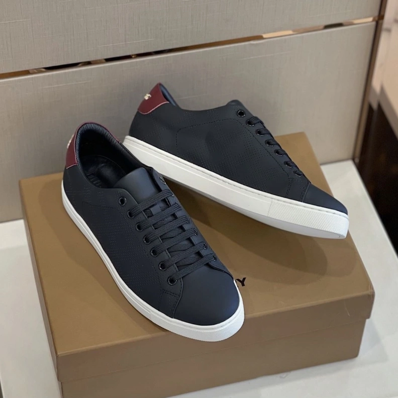 Compact Bxrbxrry Sneakers 114737