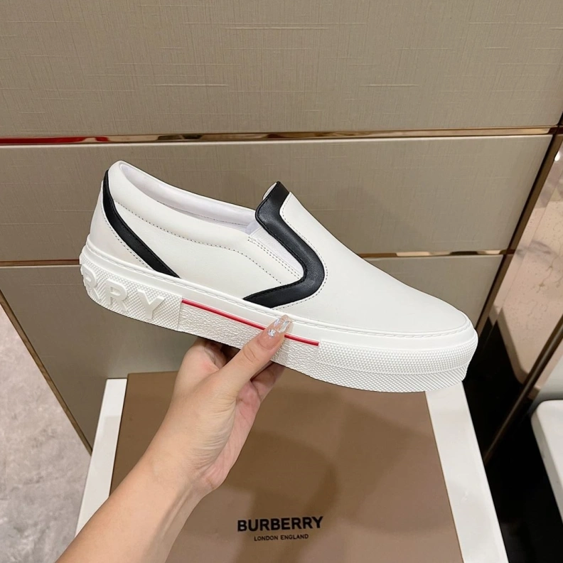 Timeless Bxrbxrry Sneakers 114733