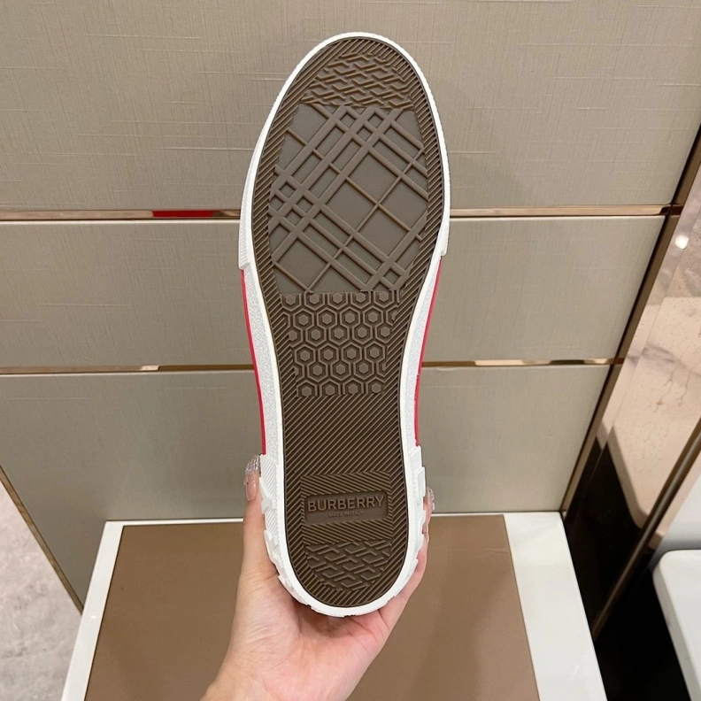 Timeless Bxrbxrry Sneakers 114734