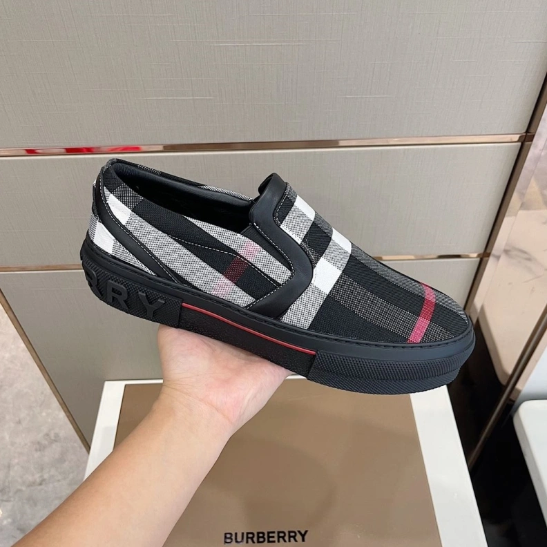 Bxrbxrry Sneakers EyeCatching 114735