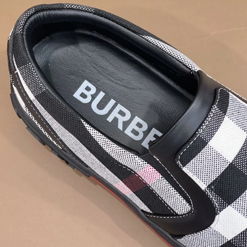 Bxrbxrry Sneakers EyeCatching 114735