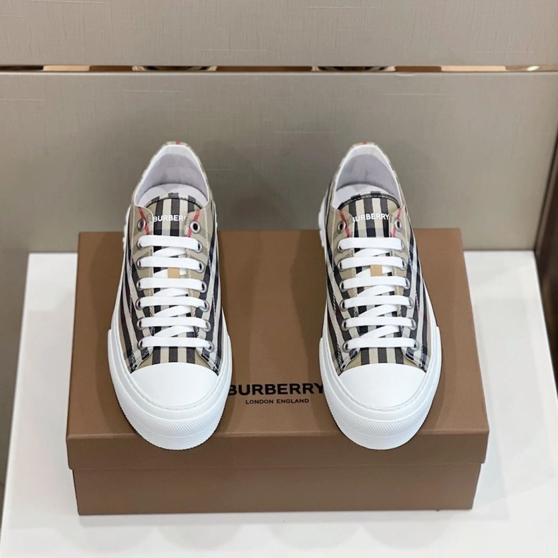 Bxrbxrry Sneakers UrbanStyle 114730