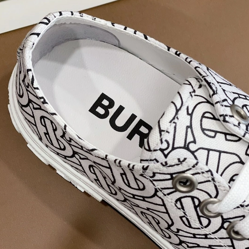 GoodFit Bxrbxrry Sneakers 114732