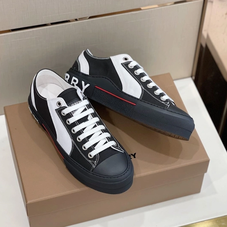 NewStyle Bxrbxrry Sneakers 114725