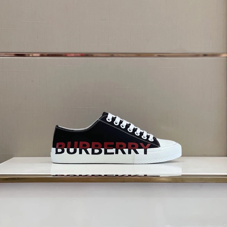 Durable Bxrbxrry Sneakers 114724