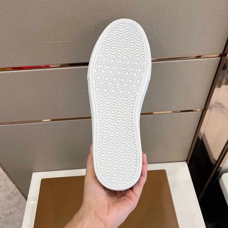 Trendy Bxrbxrry Sneakers 114721