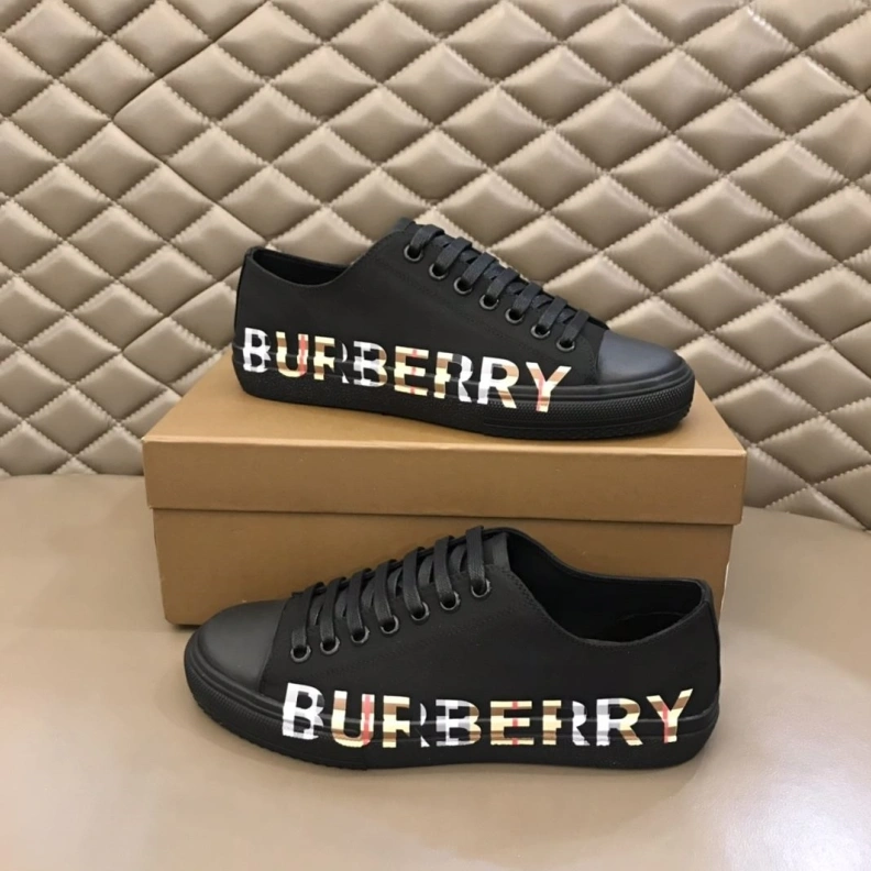 Stylish Bxrbxrry Sneakers 114719