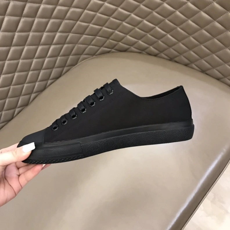 Stylish Bxrbxrry Sneakers 114719