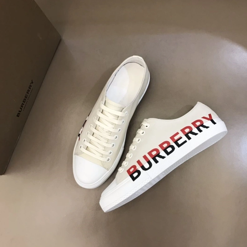 Compact Bxrbxrry Sneakers 114717