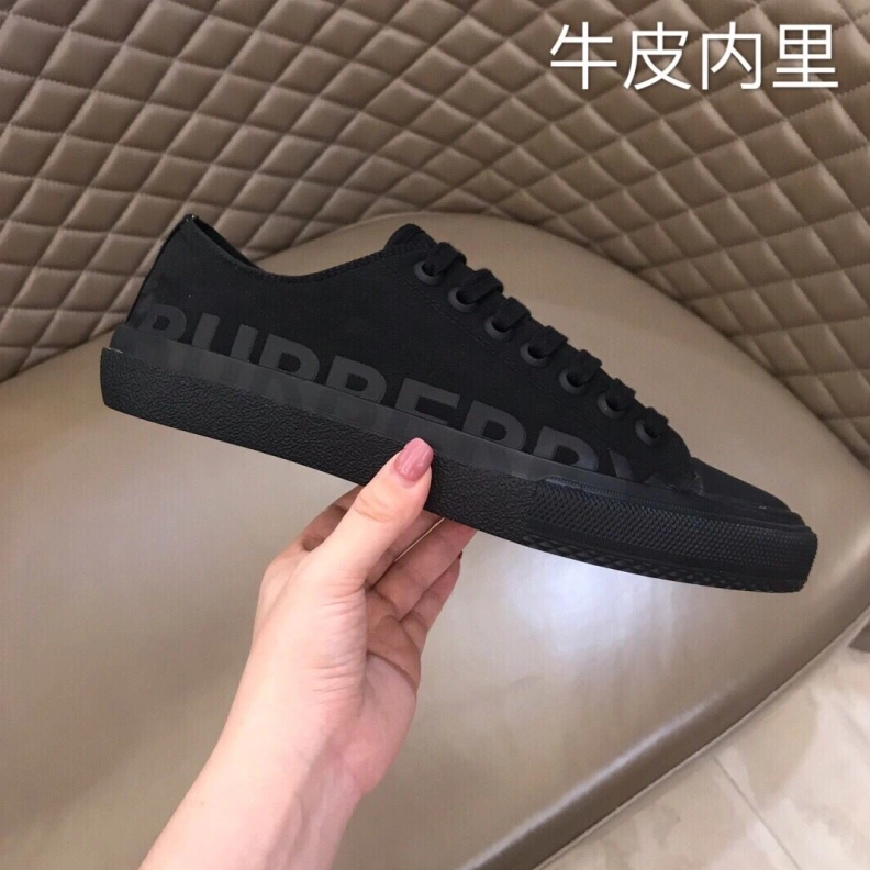 Bxrbxrry Sneakers EyeCatching 114709