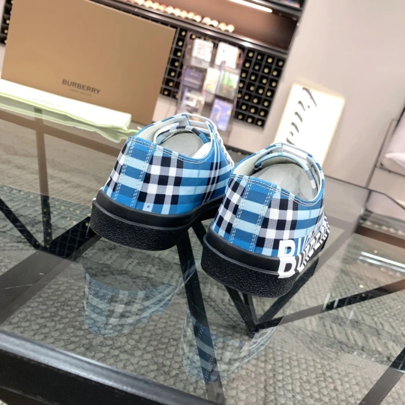 Functional Bxrbxrry Sneakers 114708