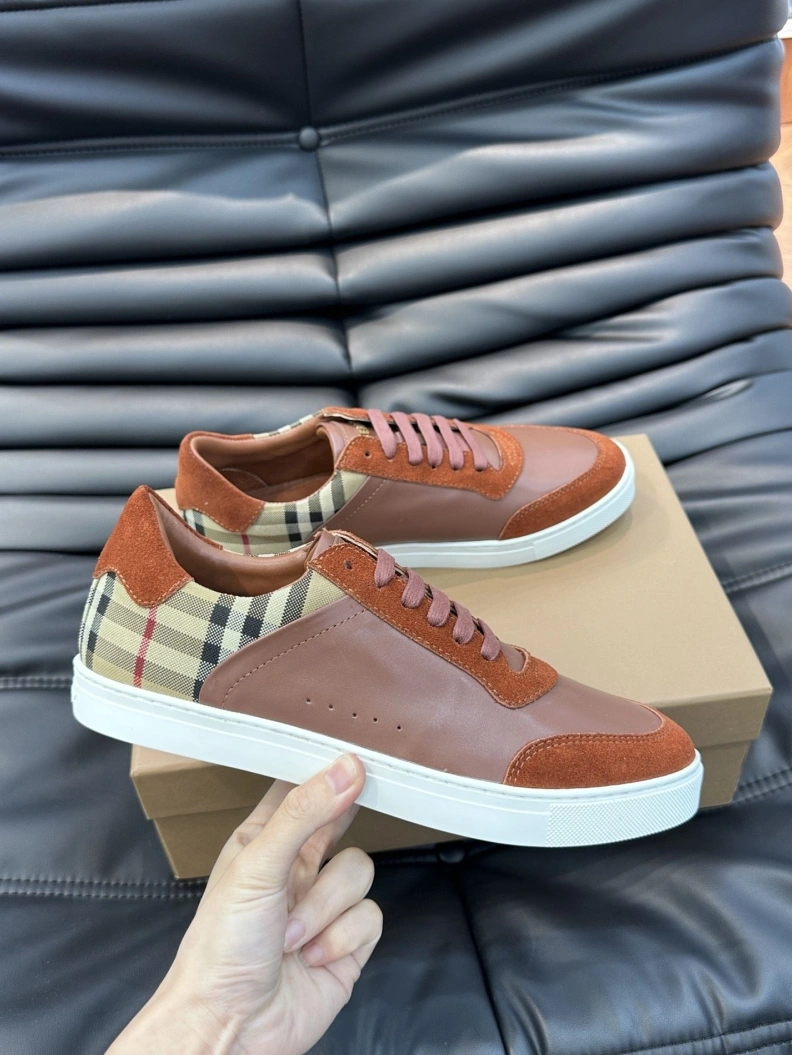 Comfortable Bxrbxrry Sneakers 114714