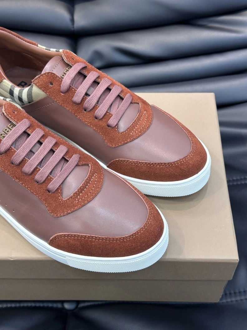 Comfortable Bxrbxrry Sneakers 114714