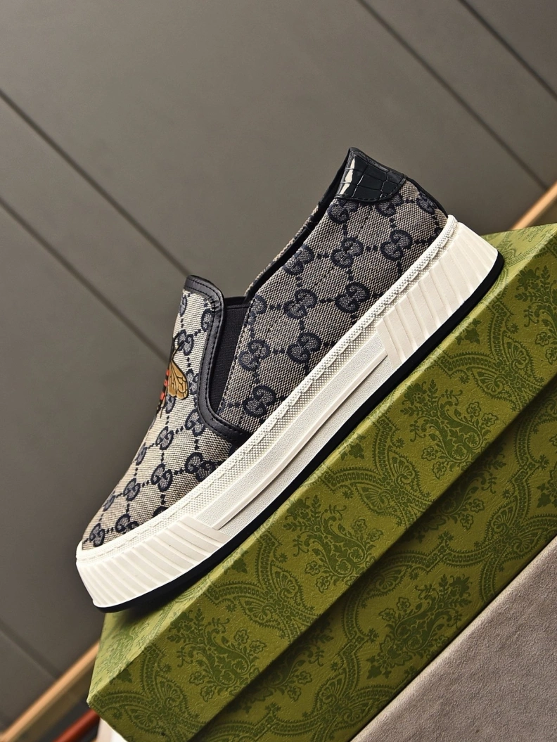 HighQuality Gxccx Casual Shoes 156875