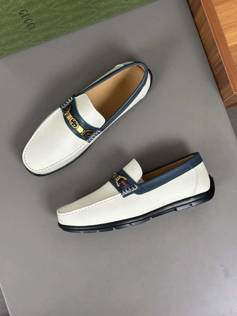 Elegant Gxccx Leather Shoes 156679