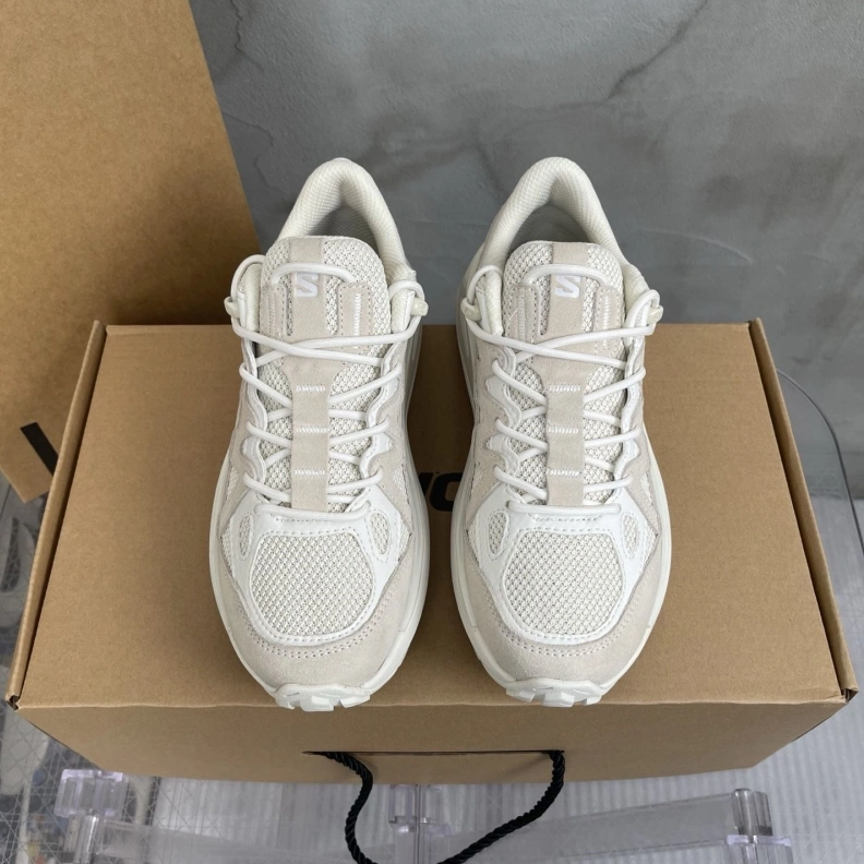 Versatile Othxr Sneakers 211466