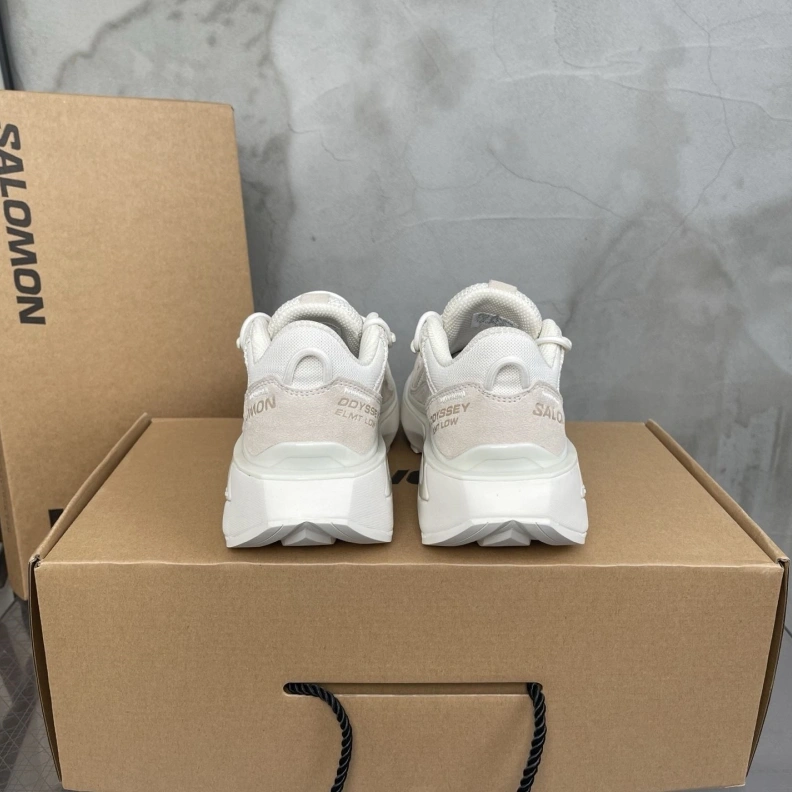 Versatile Othxr Sneakers 211466