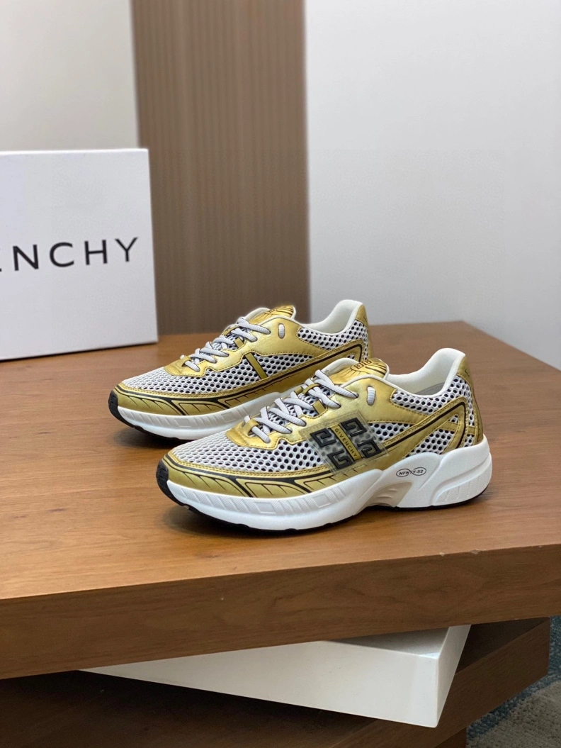 Durable Gxvxnchy Sneakers 152649