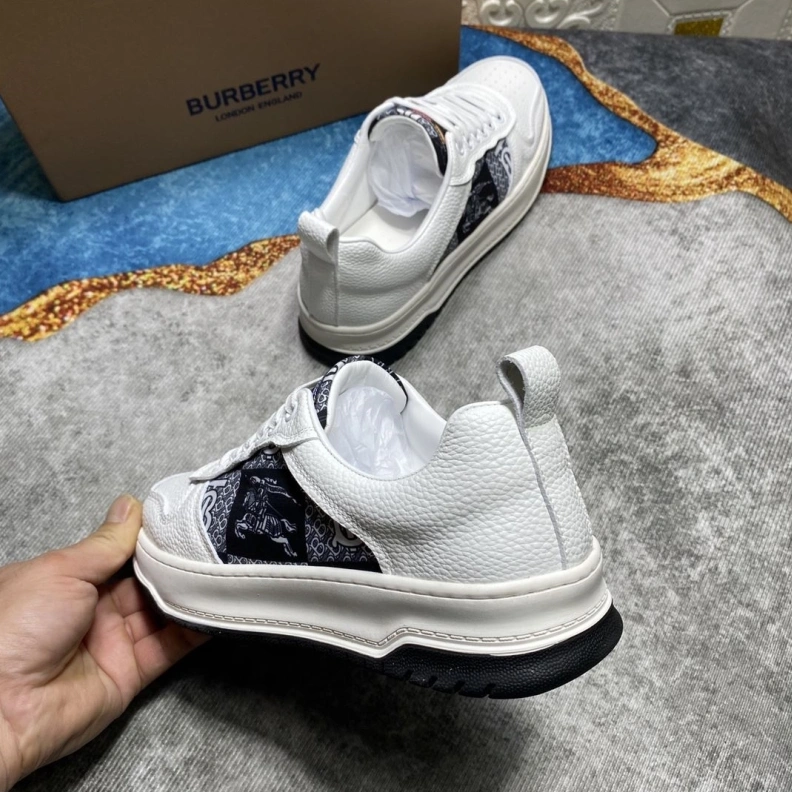 Reliable Bxrbxrry Sneakers 114700