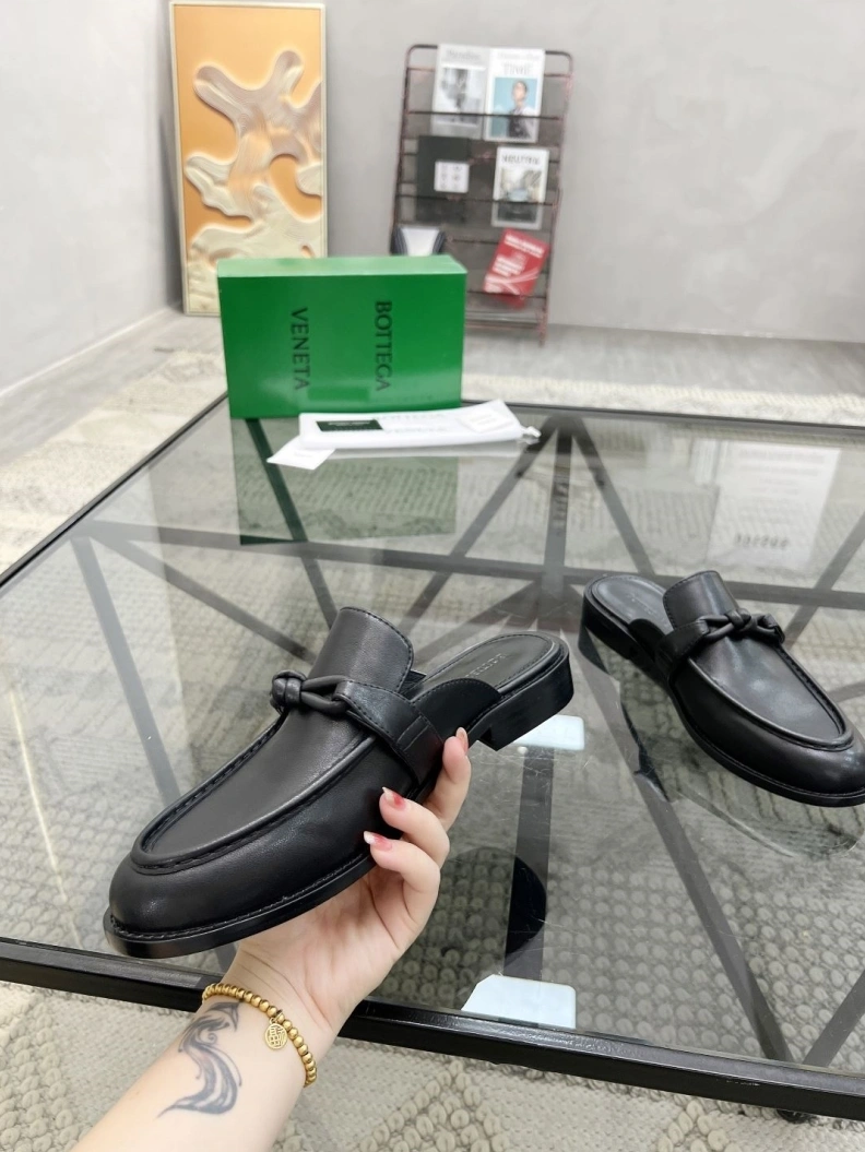 Classic Bxttxga Vxnxta Slippers 112518