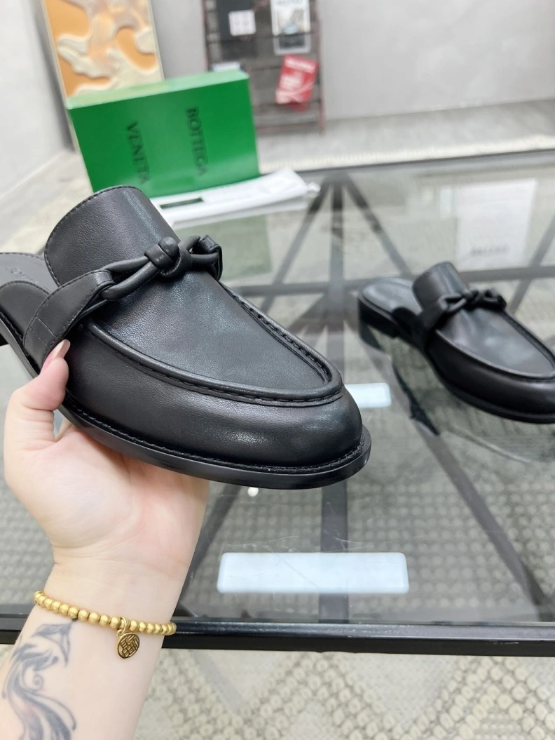Classic Bxttxga Vxnxta Slippers 112518