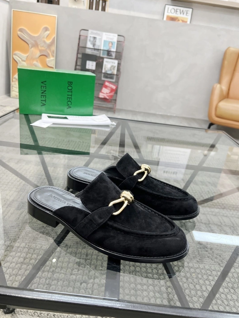 Resilient Bxttxga Vxnxta Slippers 112519