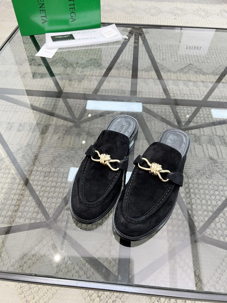 Resilient Bxttxga Vxnxta Slippers 112519