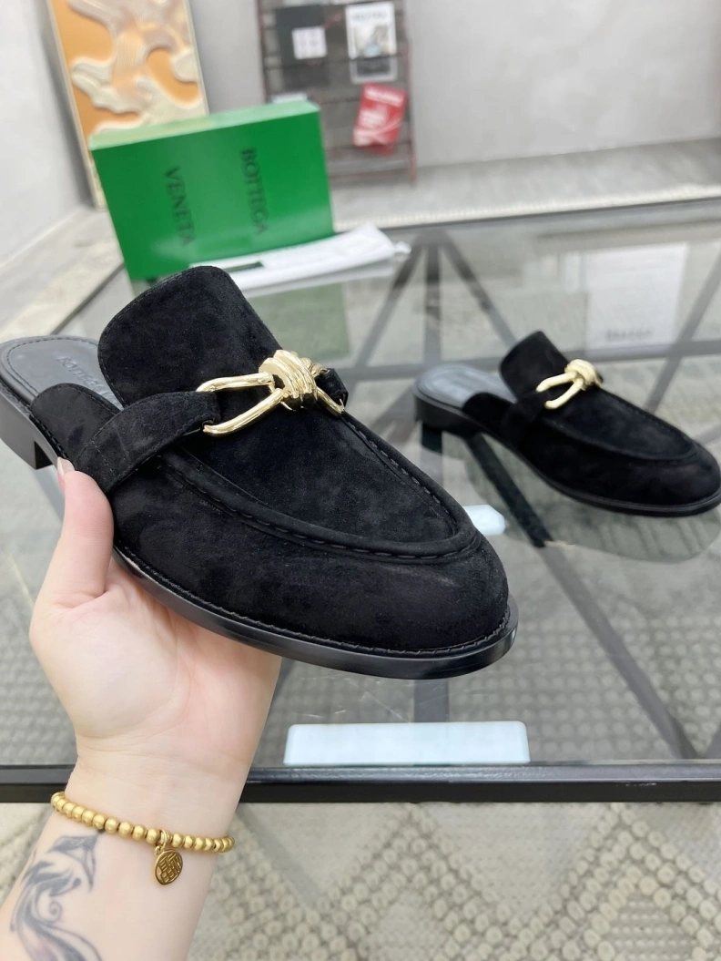Resilient Bxttxga Vxnxta Slippers 112519