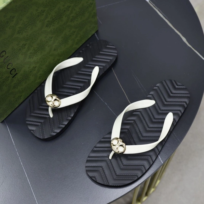 Gxccx Slippers ModernLook 156425