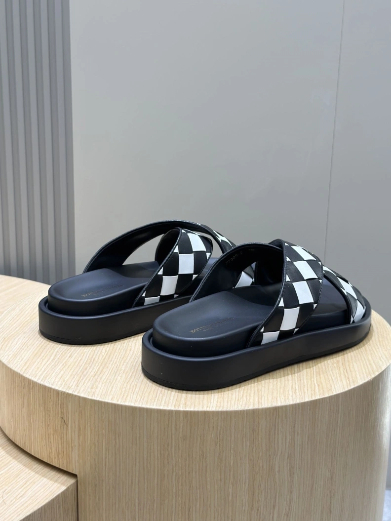 Fashionable Bxttxga Vxnxta Slippers 112511