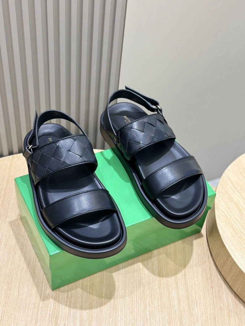 Compact Bxttxga Vxnxta Sandals 112529