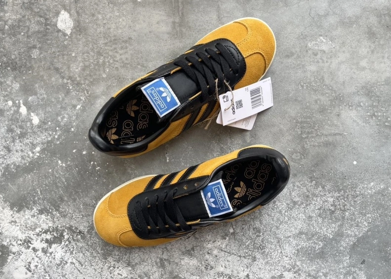 Flexible Gxvxnchy Sneakers 152638