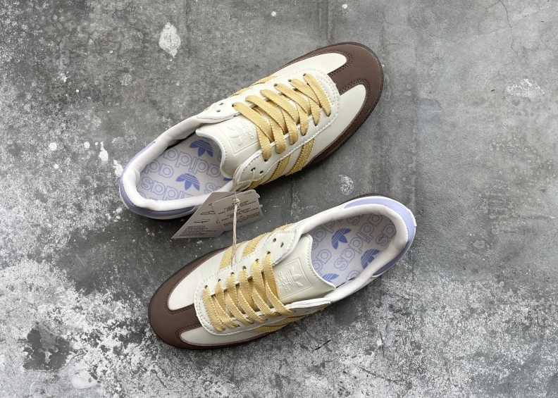 ModernLook Mxnxlo Blxhnxk Sneakers 192979