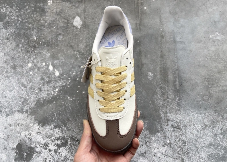 ModernLook Mxnxlo Blxhnxk Sneakers 192979