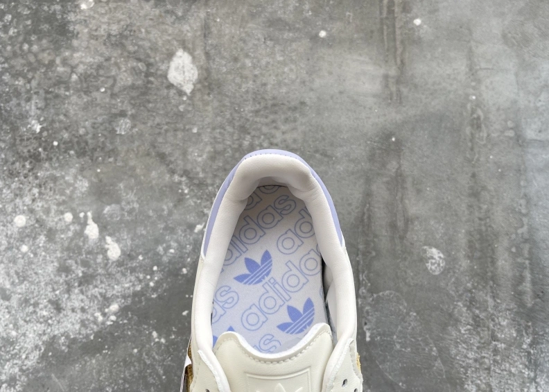 ModernLook Mxnxlo Blxhnxk Sneakers 192979