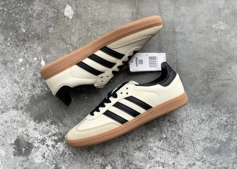Reliable Mxnxlo Blxhnxk Sneakers 192976