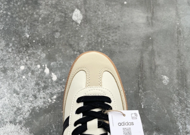 Reliable Mxnxlo Blxhnxk Sneakers 192976