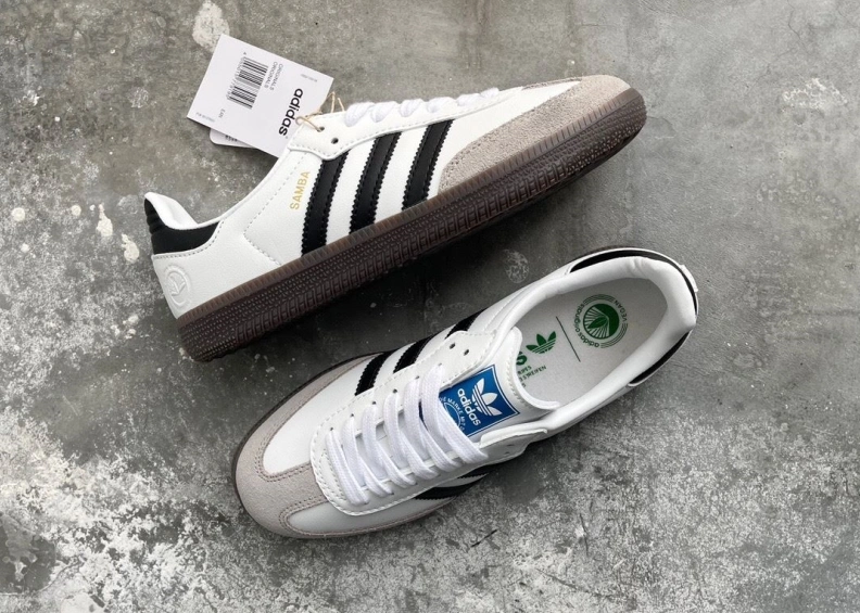 Mxnxlo Blxhnxk Sneakers Popular 192975