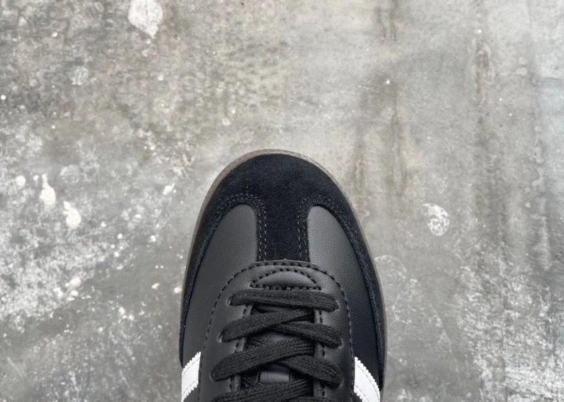 Mxnxlo Blxhnxk Sneakers Bright 192970