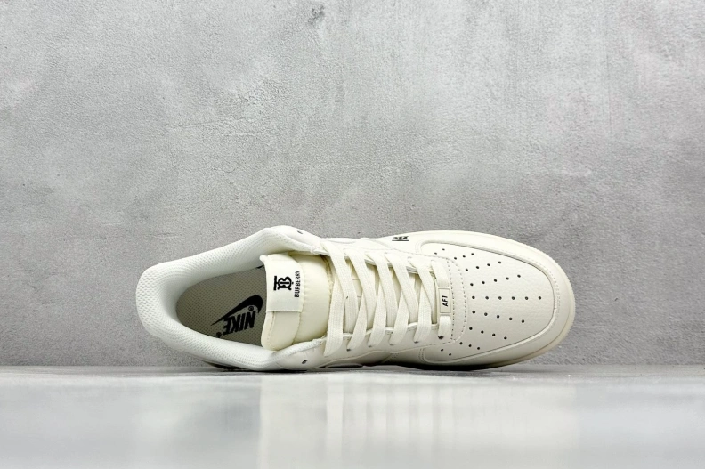 Bxrbxrry Sneakers Vibrant 114715