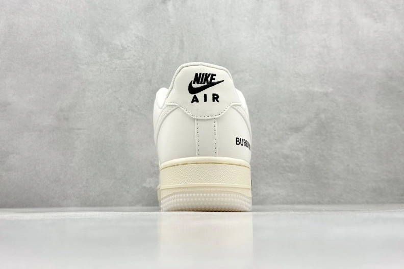 Bxrbxrry Sneakers Vibrant 114715