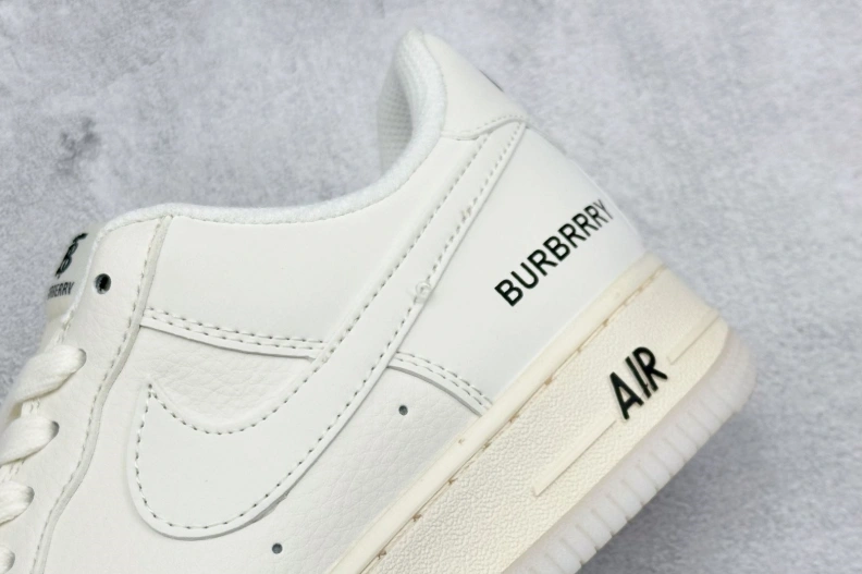 Bxrbxrry Sneakers Vibrant 114715