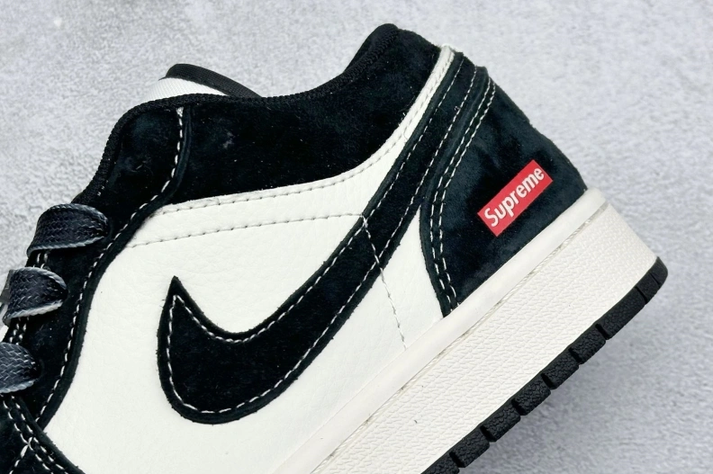 Sleek Nxkx Sneakers 198897